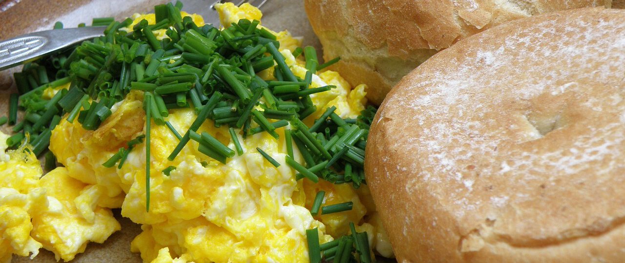 Jajecznica z kurkami