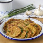 Prosty przepis na placki owsiane z cynamonem