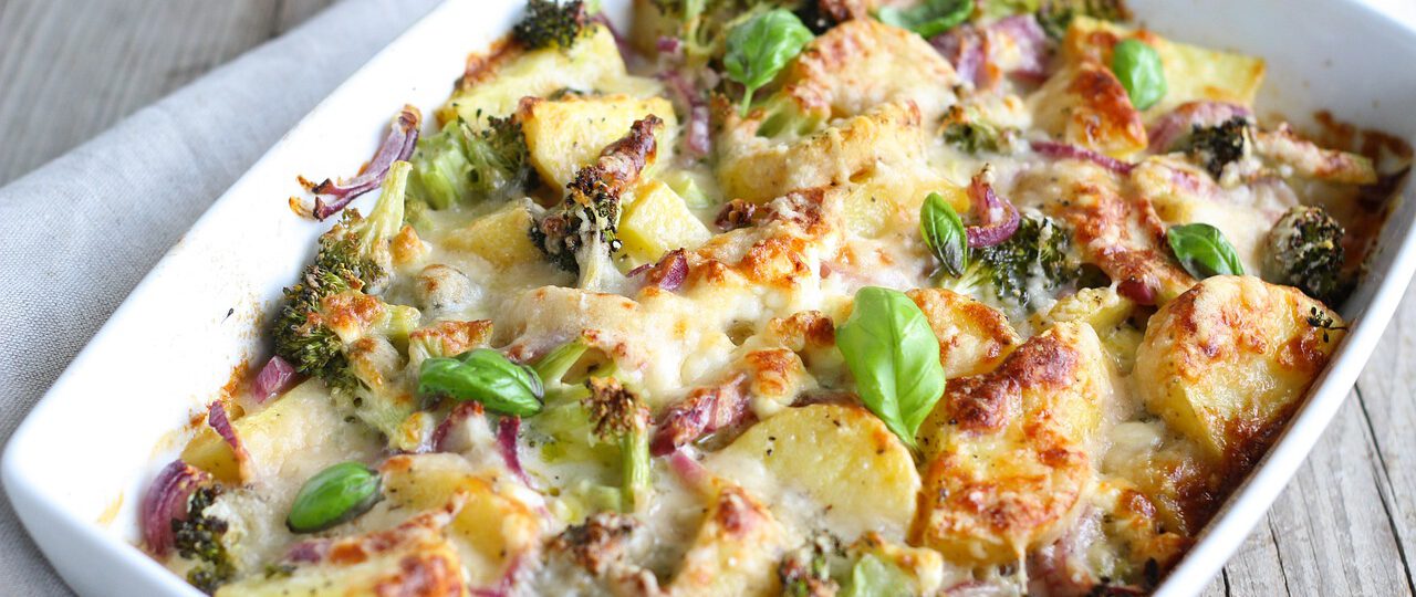 Zapiekanka z makaronem i kurczakiem