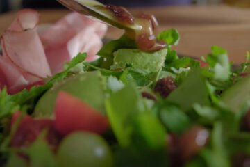 Sałatka z rodzynkami