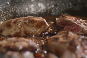 Wątróbka drobiowa z jabłkiem