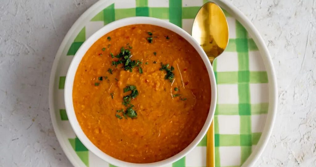 Zupa z czerwonej soczewicy
