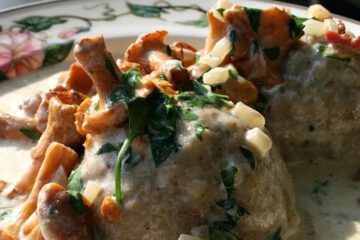 Pulpety z indyka z sosem kurkowym