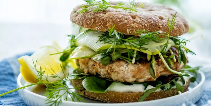 Burger z łososiem