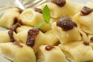 Kluski leniwe z dodatkiem cynamonu