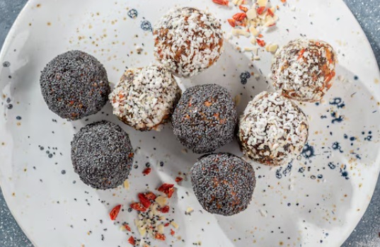 Wegańskie kulki z cynamonem