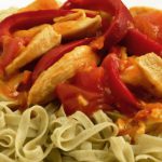 Kurczak słodko-kwaśny, screen z YouTube