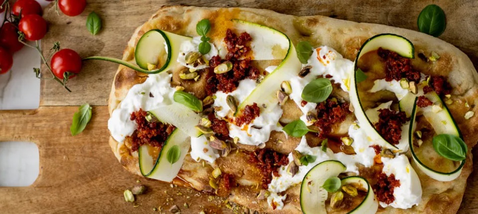 Pinsa z kiełbasą nduja