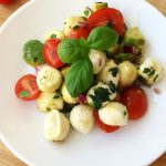 Sałatka caprese, screen z YouTube