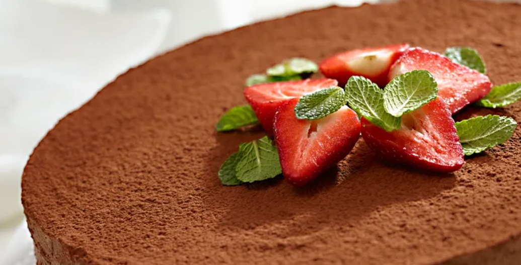 Tort czekoladowy z koniakiem