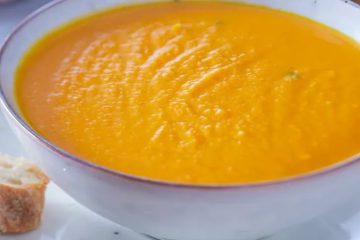 Zupa marchewkowa z pomarańczą