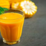 koktail mango w szklance