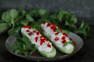 Ogórki faszerowane twarożkiem 