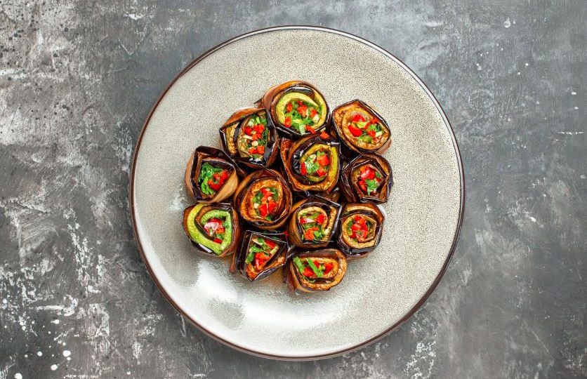 Roladki z cukinii i łososia 