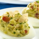 Faszerowane jajka po kalifornijsku