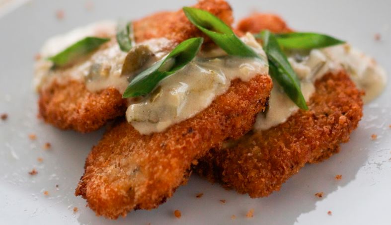 Frykadelki w sosie cebulowym