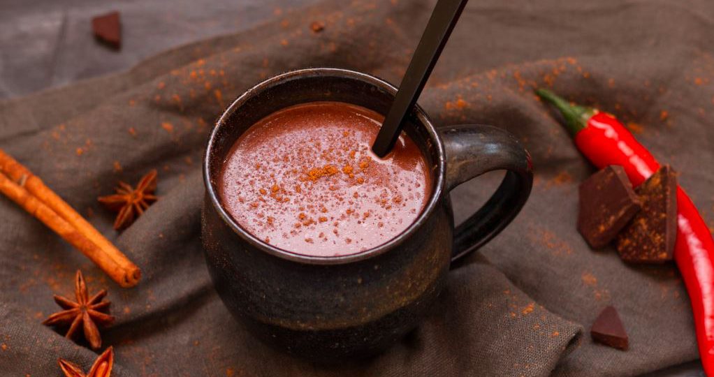 Gorąca czekolada z chili i cynamonem