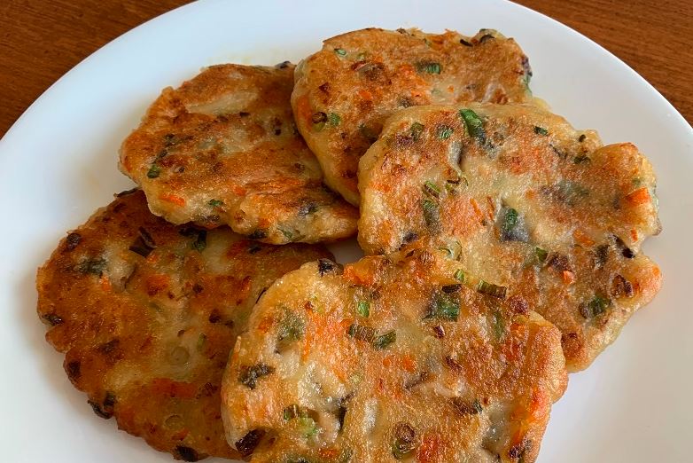 Placki z białej rzodkwi