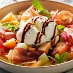 Sałatka z melonem i miętą