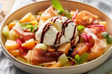 Sałatka z melonem i miętą