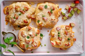 Bostock z rabarbarem 