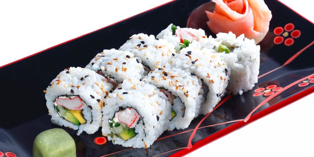 California Maki z awokado i surimi 