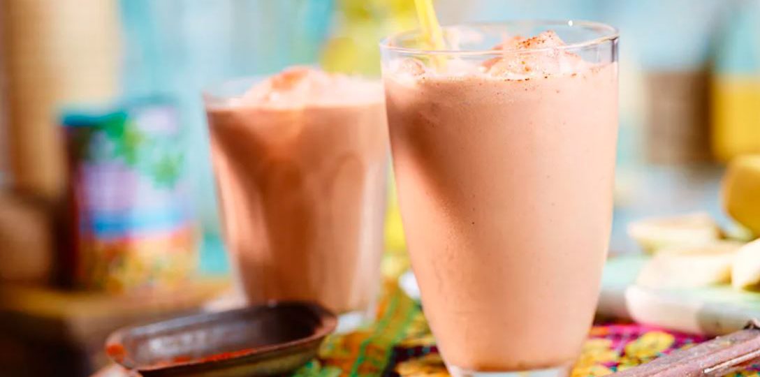 Drink bananowo-czekoladowy z rumem 