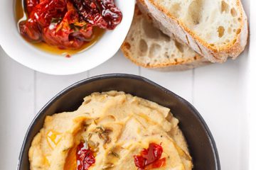 Hummus z suszonymi pomidorami