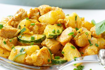 Kopytka z kurczakiem i cukinią