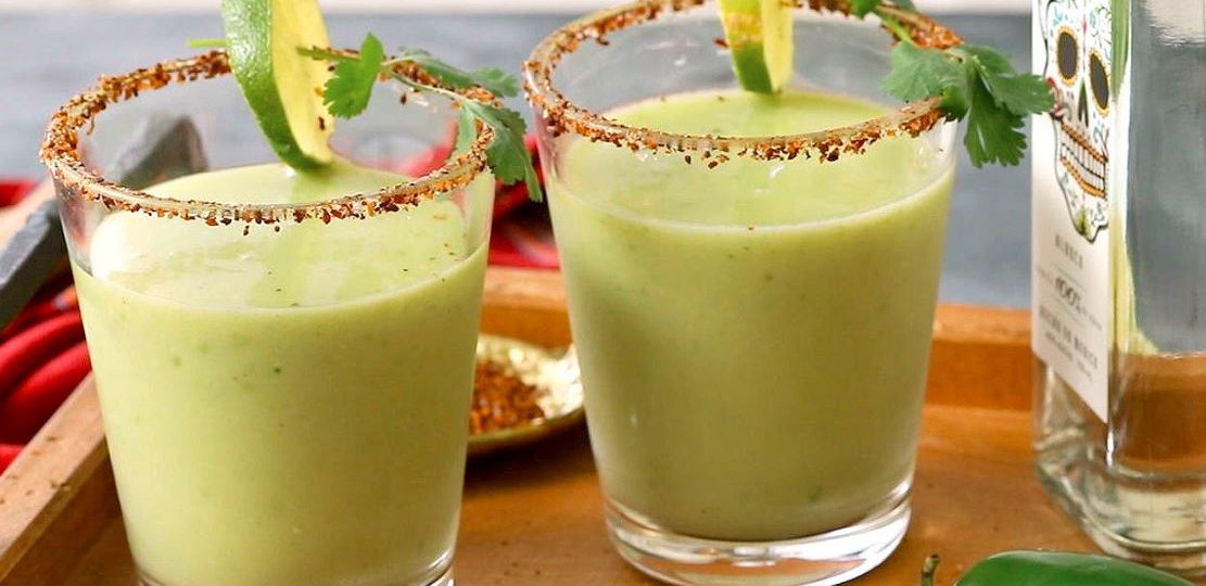 Kremowa margarita z awokado 