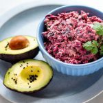 Pasta kanapkowa z tofu i botwinką 