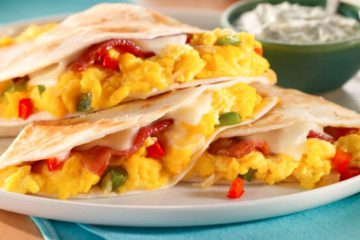 Quesadilla śniadaniowa 