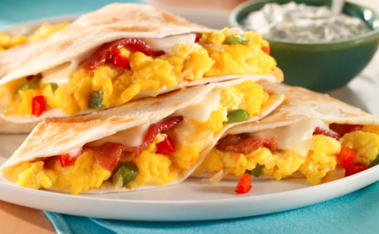 Quesadilla śniadaniowa 