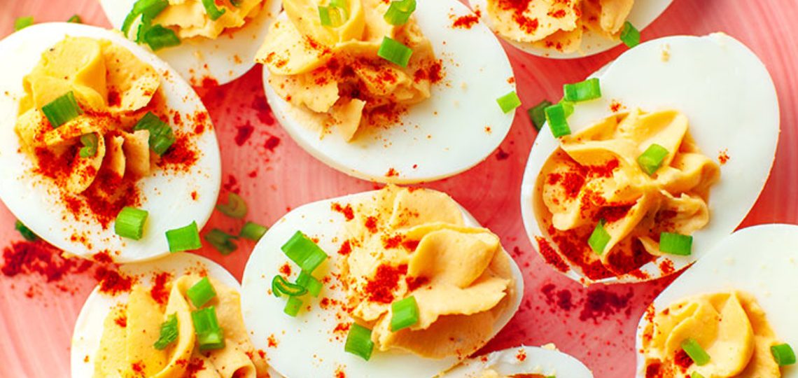 Jajka faszerowane na ostro