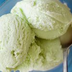 Lody z zielonej herbaty