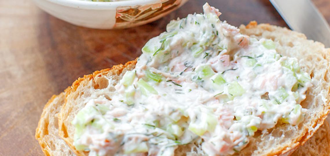 Pasta z wędzonego łososia