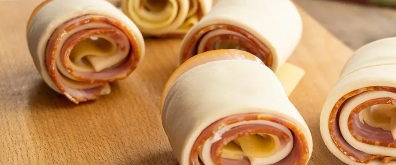 Ślimaczki z serem i szynką