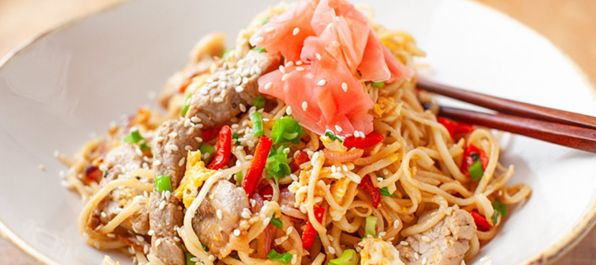 Yaki Soba z Polędwiczką Wieprzową